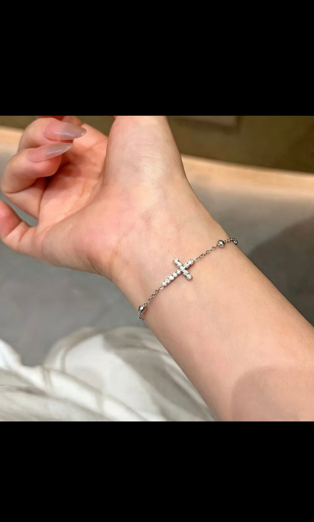 GRACE - Cross Bracelet